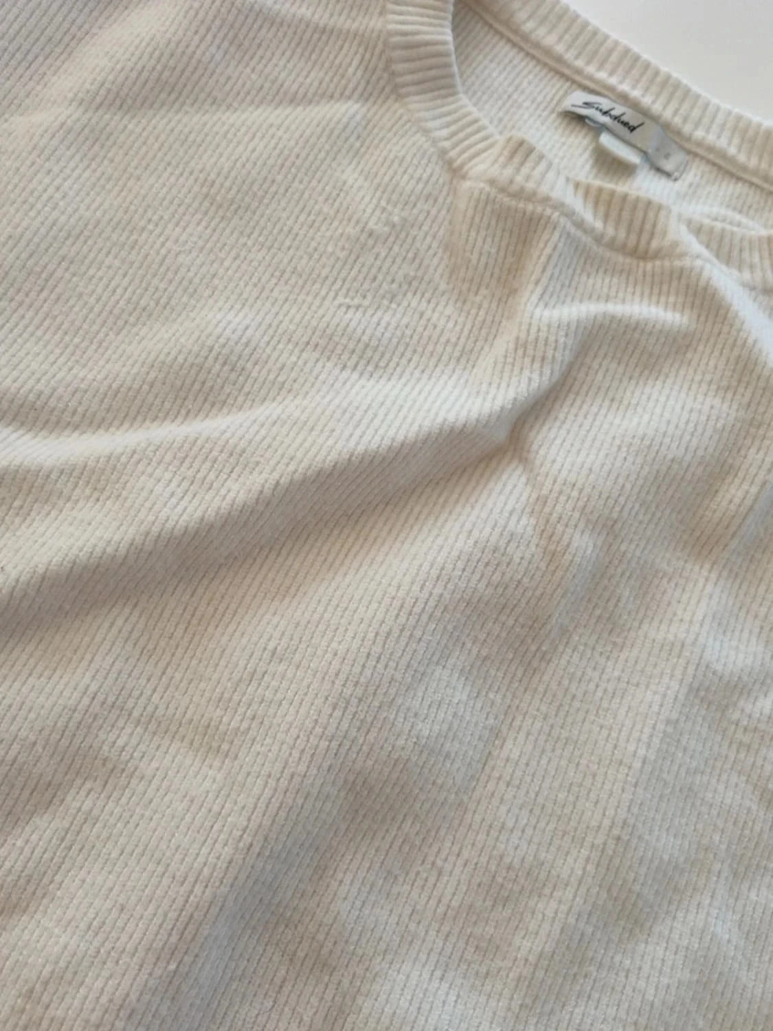 C72 White Subdued Pull size S – photo 4